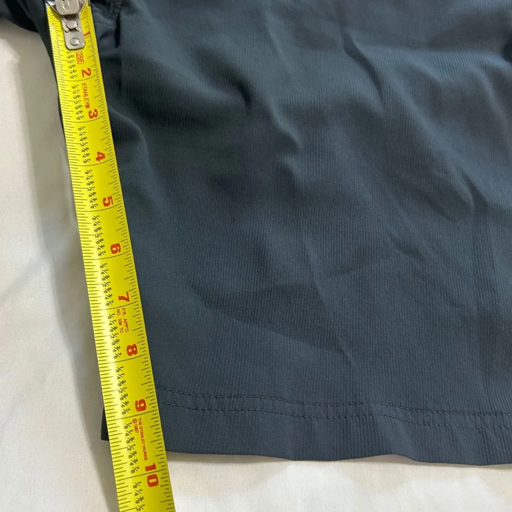 Wrangler ATG All Terrain Gear Mens Black Shorts Size 48 Outdoor Hiking 112353372